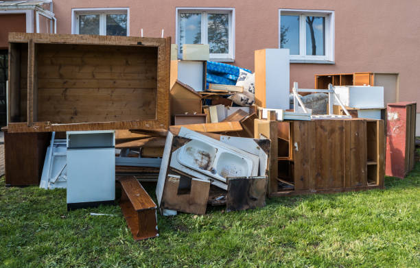 Attic Cleanout Services in Gladeview, FL